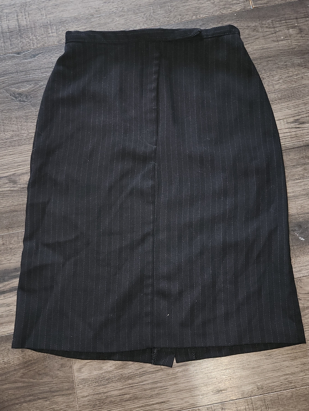 le chateau Black Pinstripe Pencil Skirt